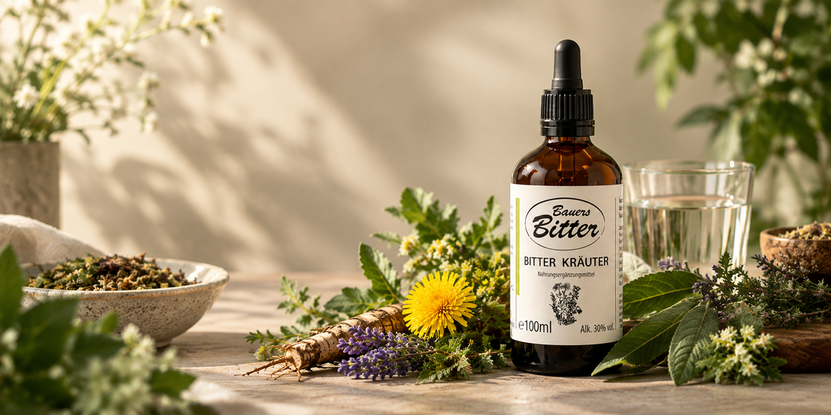 Bauers Bitter Kräutertropfen mit natürlichen Kräutern – Bitterstoffe und ihr Weg durch Mund, Magen und Darm.